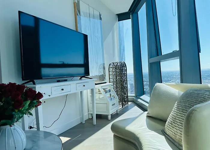 Royal Executive Living Corporate Sky Residence West Side Place