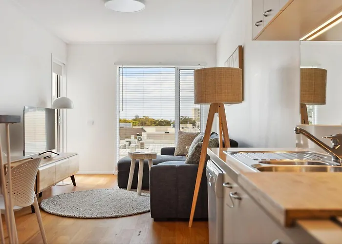 Stylish Apartment In Port Melbourne