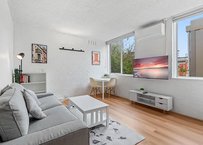 Stylish 1-Bed In The Heart Of South Yarra