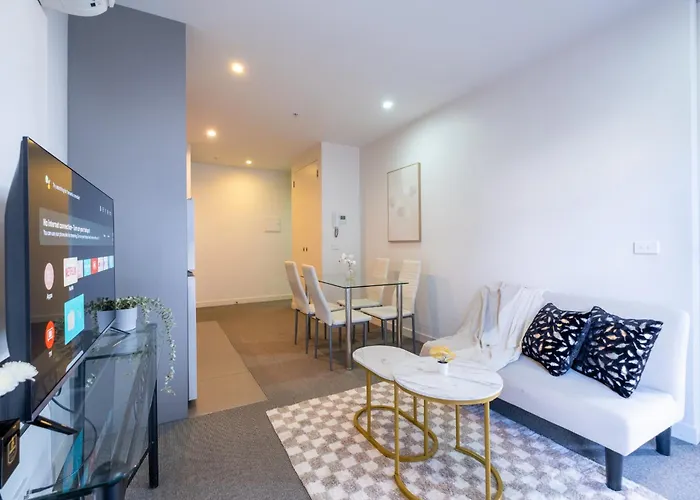Fully Furnished 1Br In The Heart Of Mel Cbd