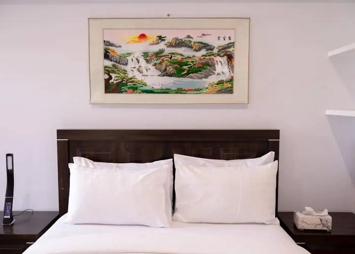 3-Bedroom Stay In Vibrant St Kilda Rd