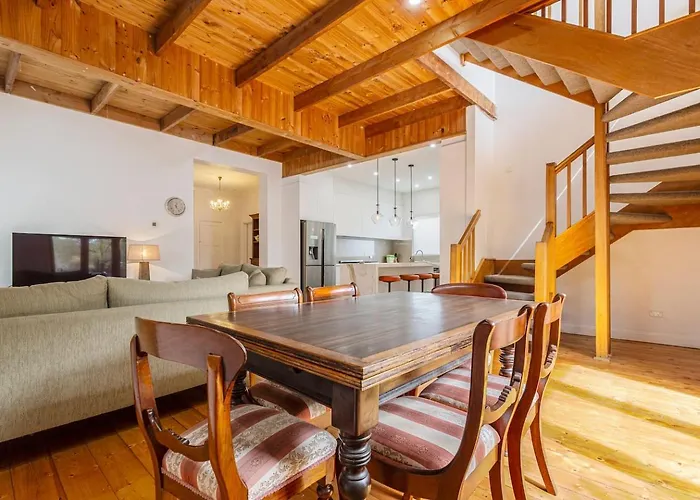 The Sylvan - Timeless Elegance Near Brighton Beach