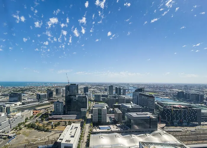 Stayicon Serviced Apartment On Collins