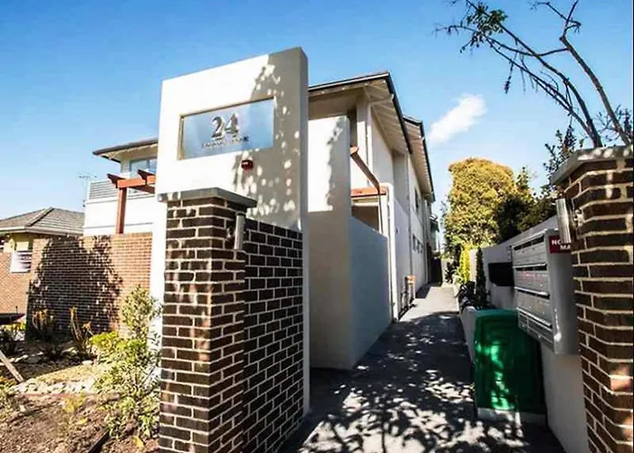Orange Serviced Apartment