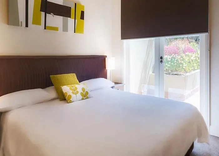 Caroline Serviced Apartments South Yarra