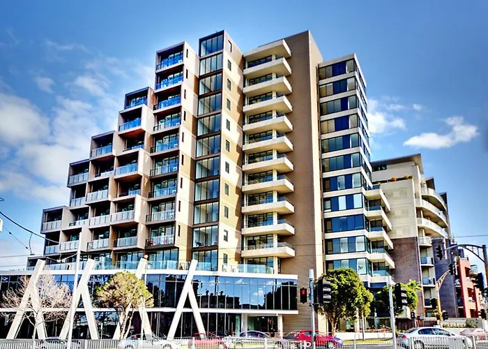 Espresso Apartments - Location And Bay Views