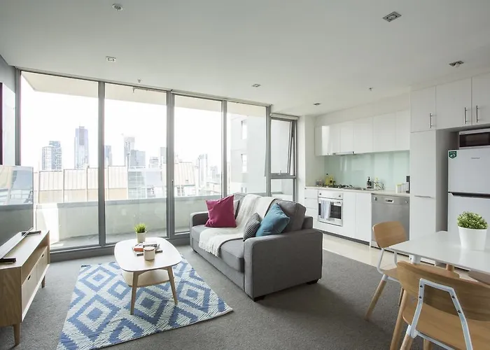 Canvas Suites On Downie