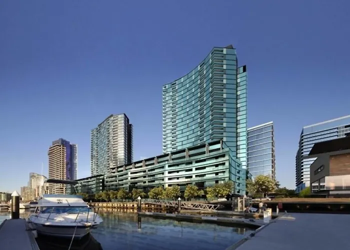 Melbourne Docklands Convesso Seaview Apartment