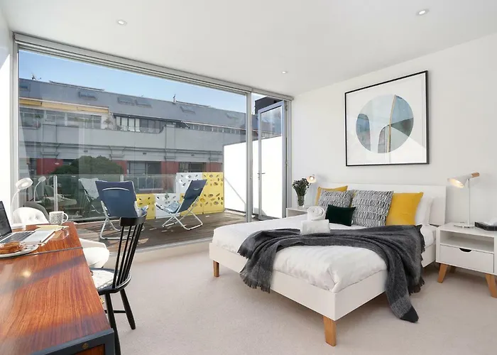 Staycentral - Collingwood Penthouse On Oxford