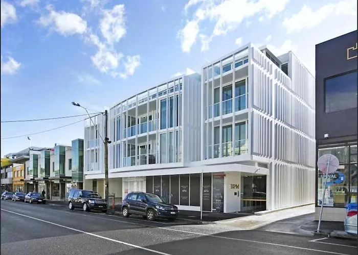 Brilliant Brighton Home In Bayside