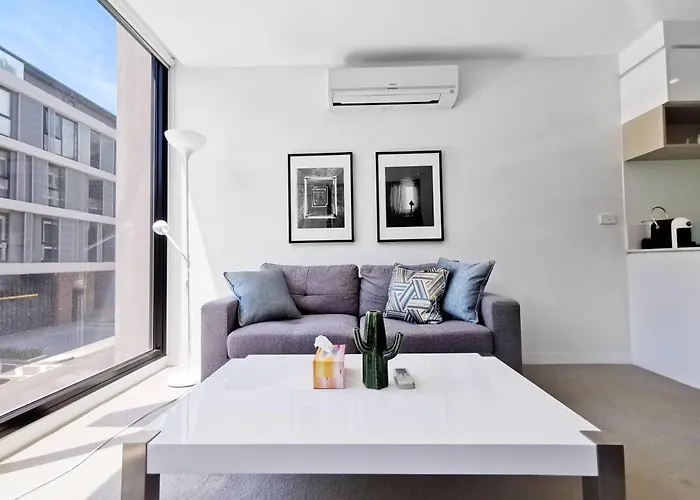 Hawthorn Elegant Lifestyle 1 Bedroom Apartment