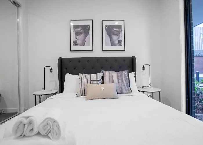 Delightful Townhouse Stay@Moonee Ponds + Parking
