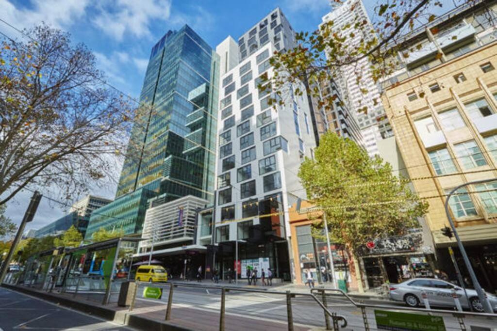 2br Suites On Bourke, Perfect Location, Views Apartment *