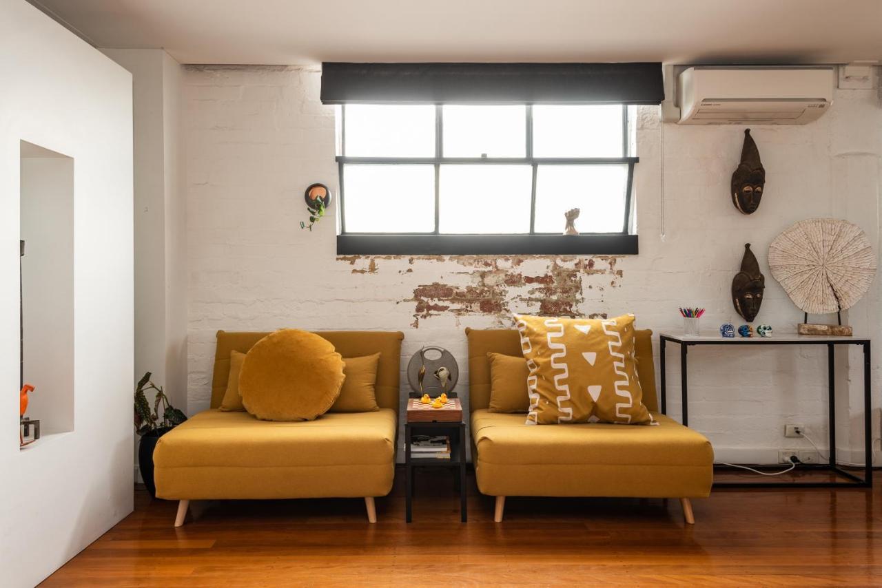 Staycentral - Fitzroy Converted Warehouse Penthouse Apartment *
