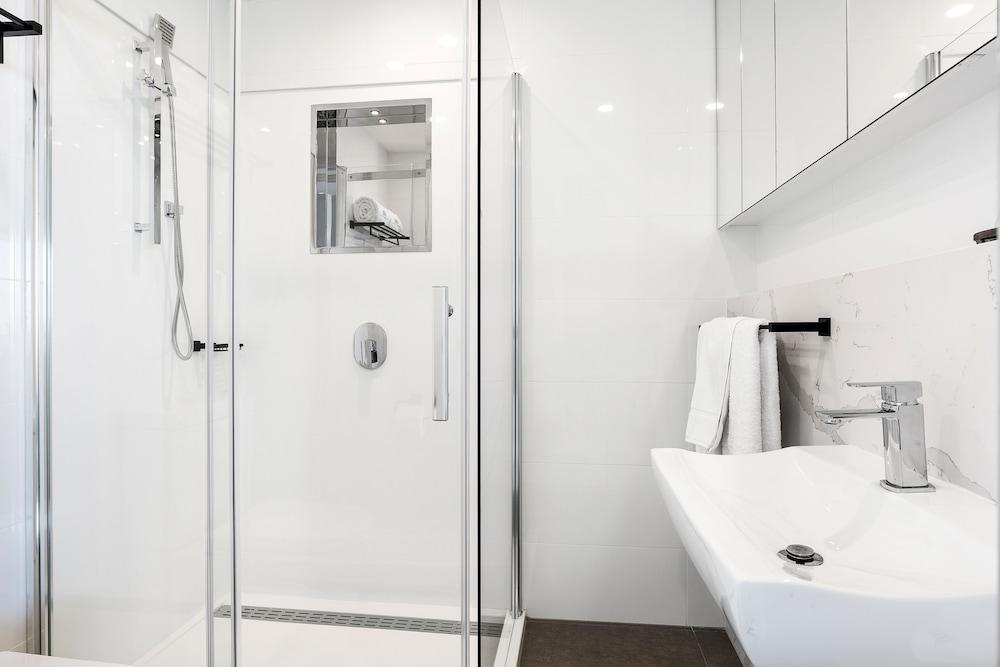 The Hamptons - Port Aparthotel Melbourne