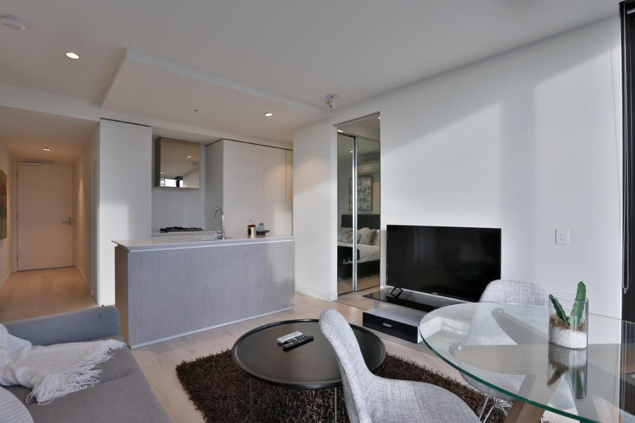Eq Tower Cbd * Melbourne