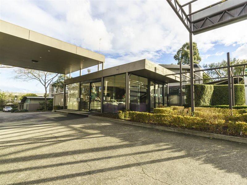 Beaumont Kew Aparthotel 4*