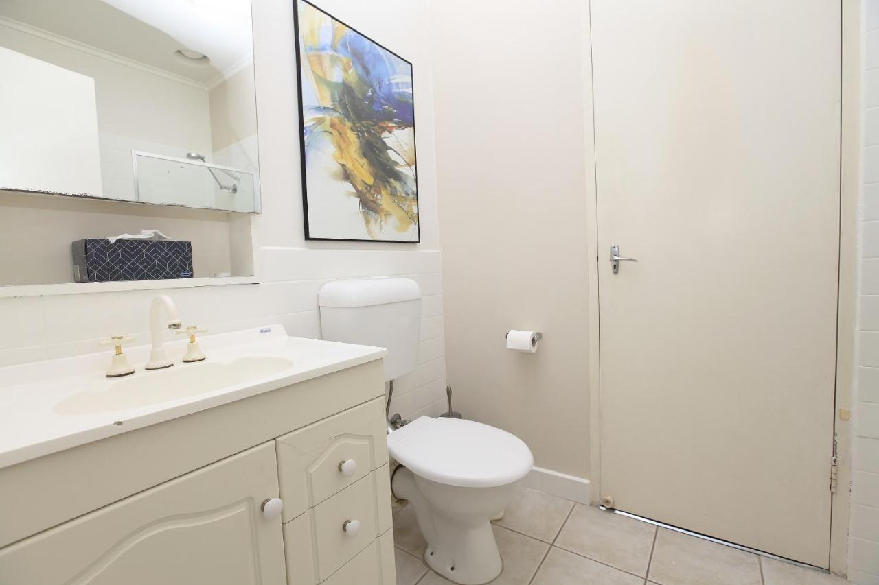 Apartment Downstairs In Hawthorn *