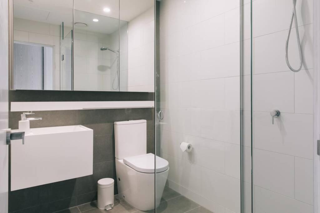 Docklands 2br With Parking Apartment