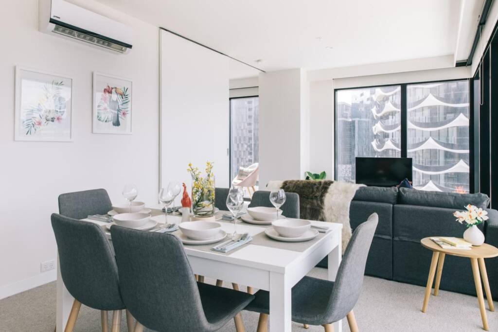 Docklands 2br With Parking Apartment
