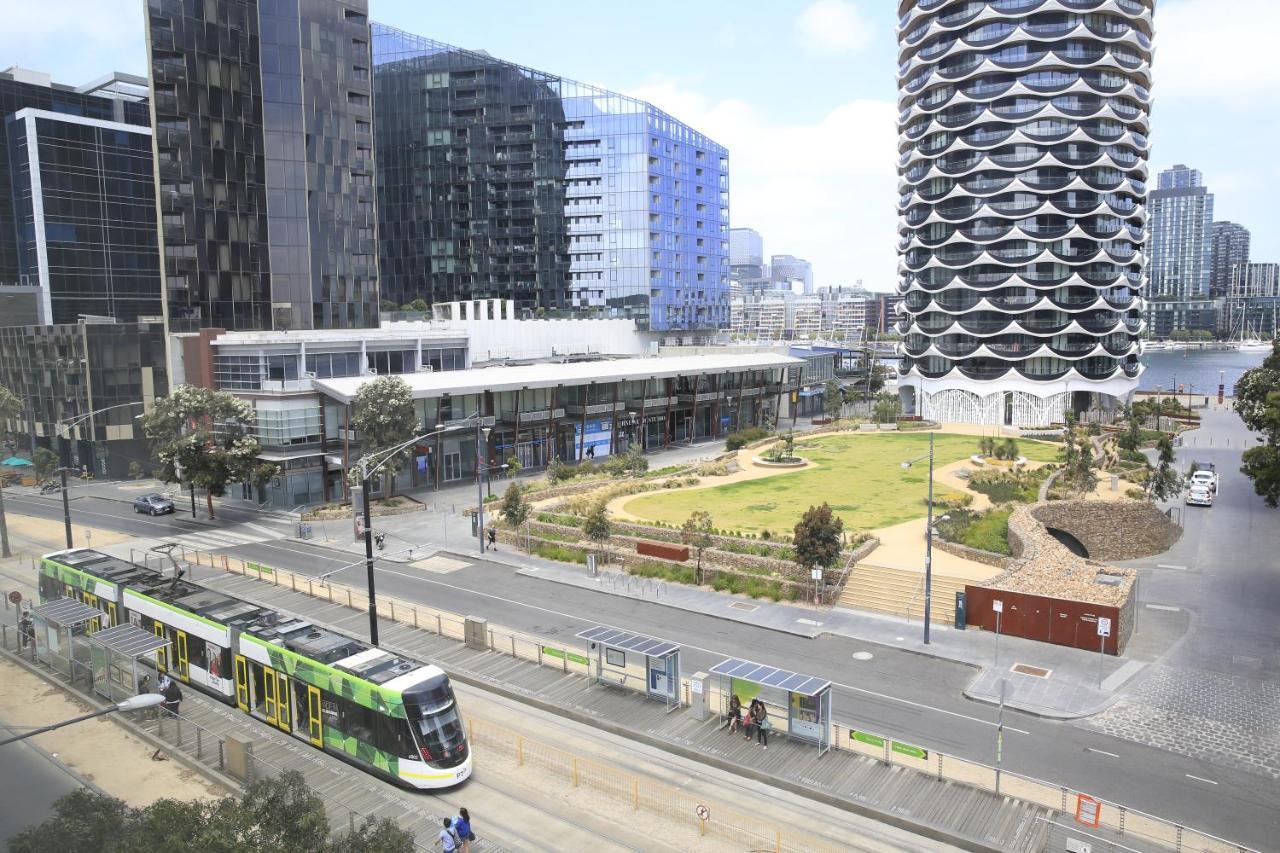 Docklands Luxury Penthouse Right Above The District Docklands Apartment Melbourne