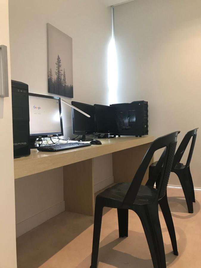 Docklands Luxury Penthouse Right Above The District Docklands