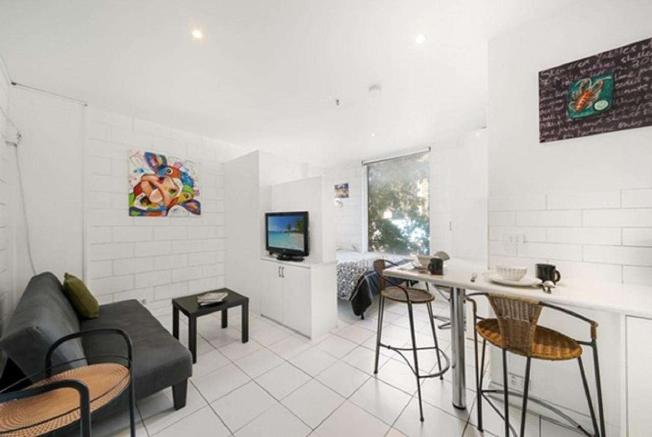 Shelleystayz Flinders St * Melbourne
