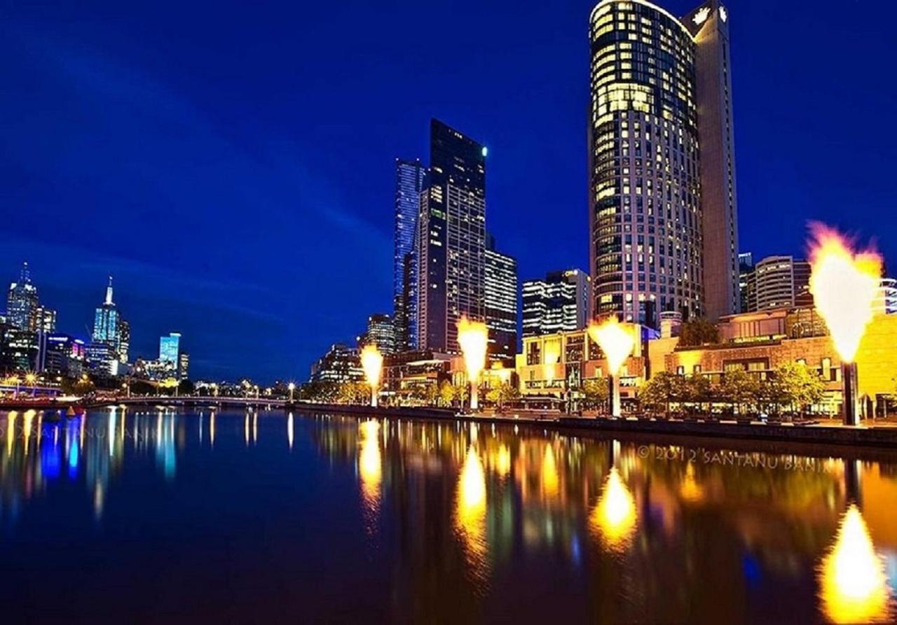 Shelleystayz Flinders St