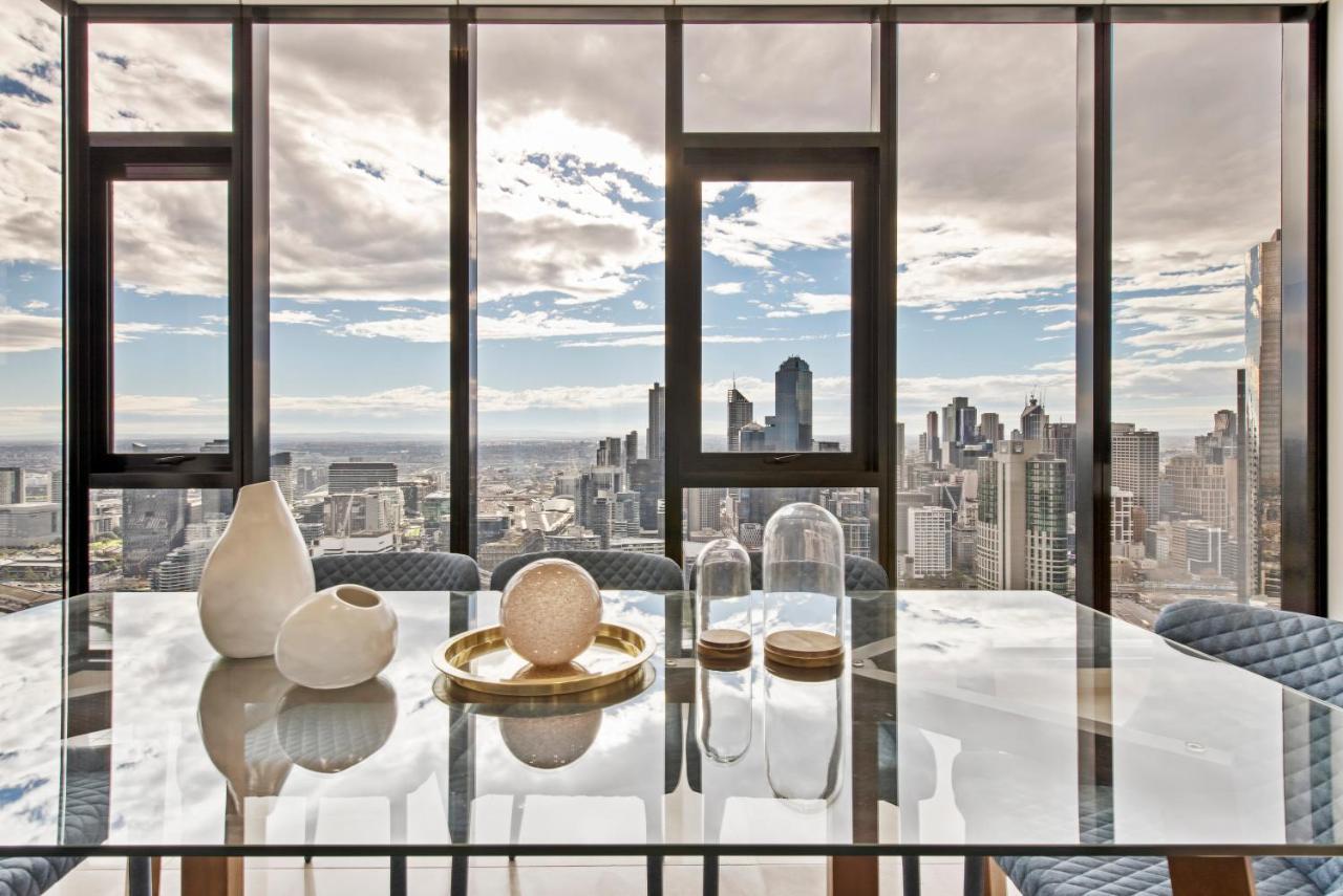 Panoramic Skyview Penthouse Melbourne