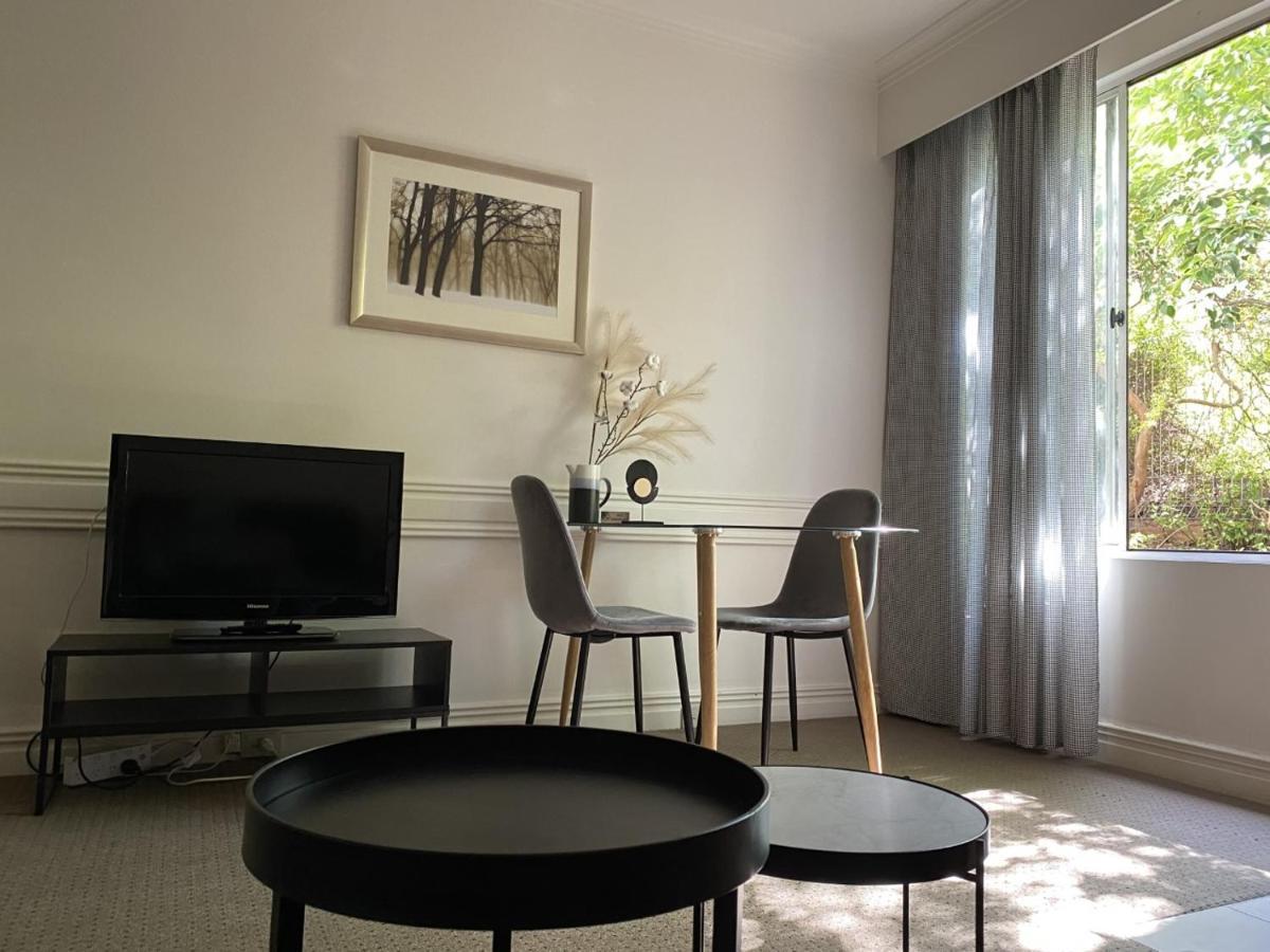 Beaumont Kew 4*