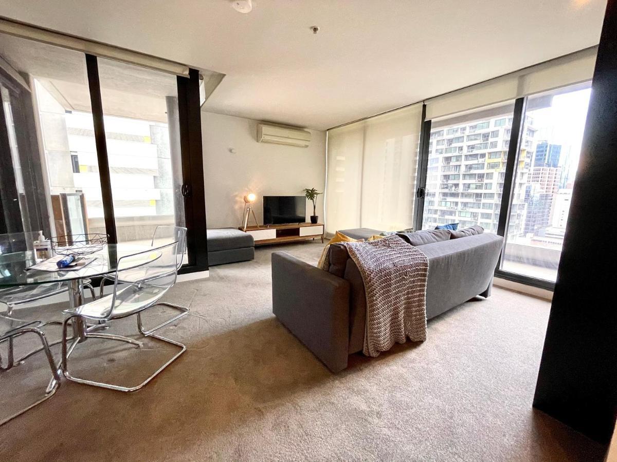 Apartment Readyset On Spencer *