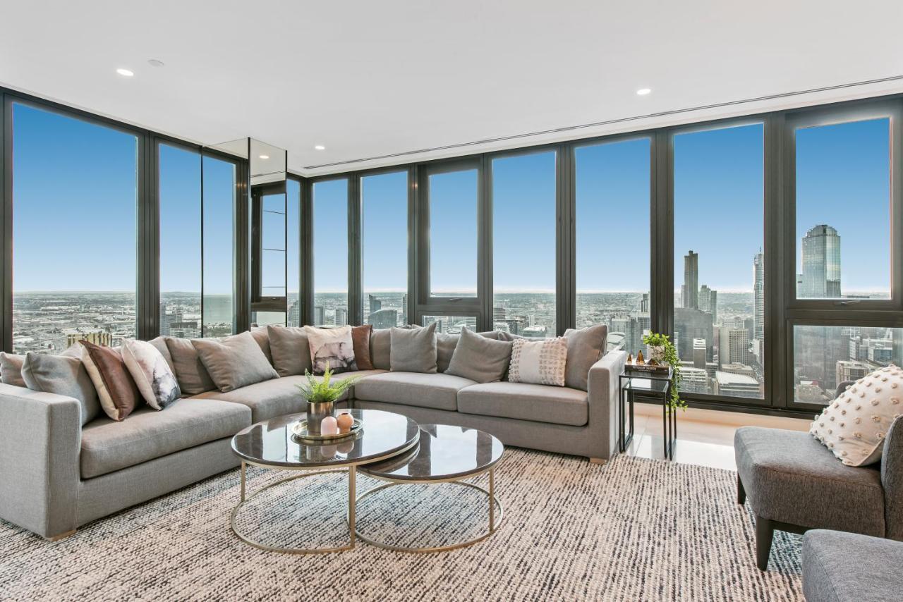Panoramic Skyview Penthouse Melbourne
