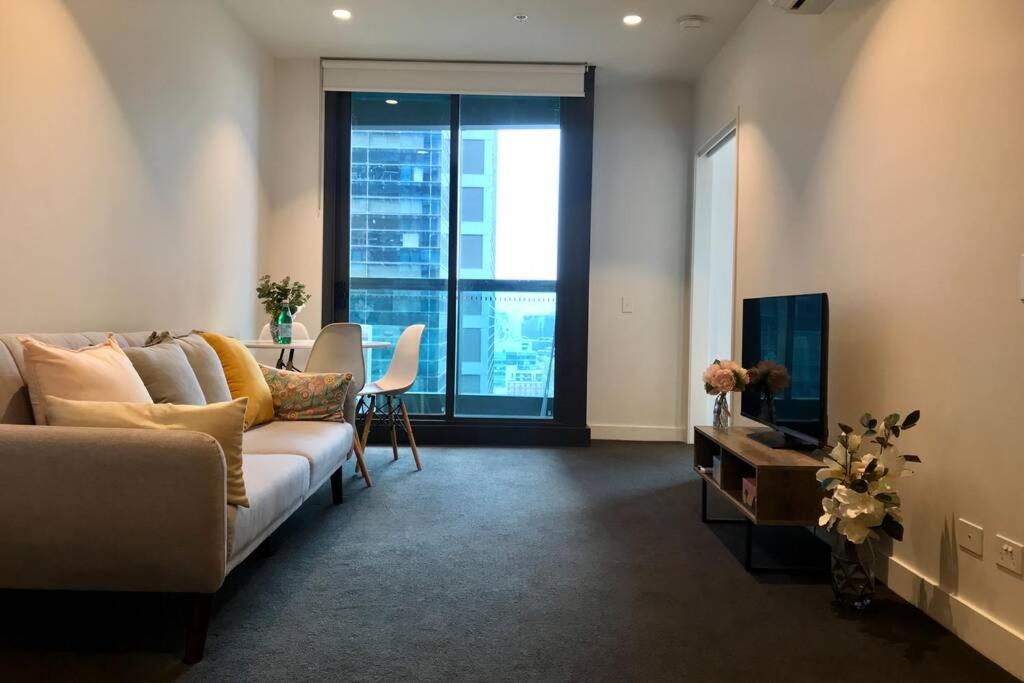 2br On La Trobe - Iconic Views! Near Melb Melbourne