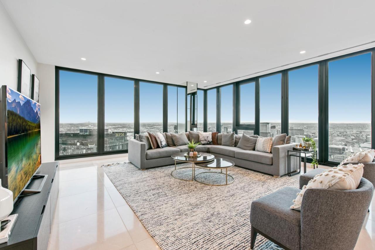 Panoramic Skyview Penthouse *