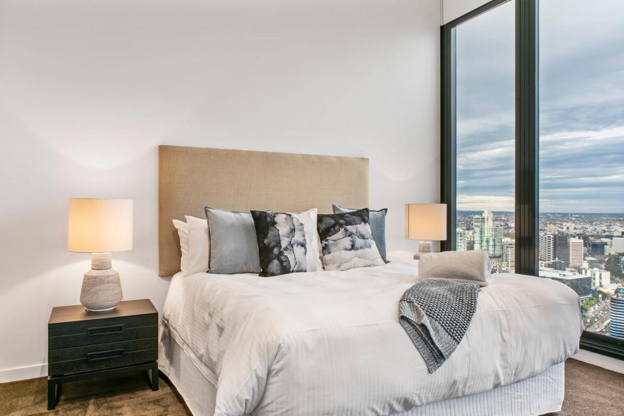 Panoramic Skyview Penthouse Melbourne