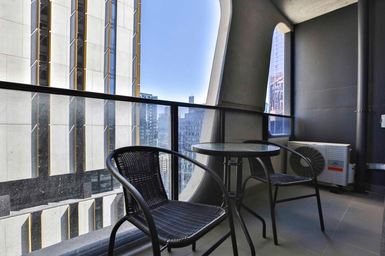 My80 Located In The Inner Of Cbd Apartment