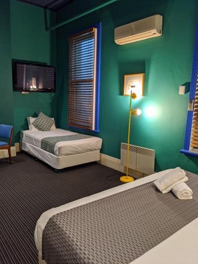 Tolarno 3* Melbourne