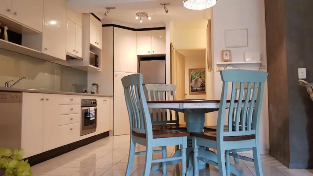 Apartment Large Ground Floor Style With Parking