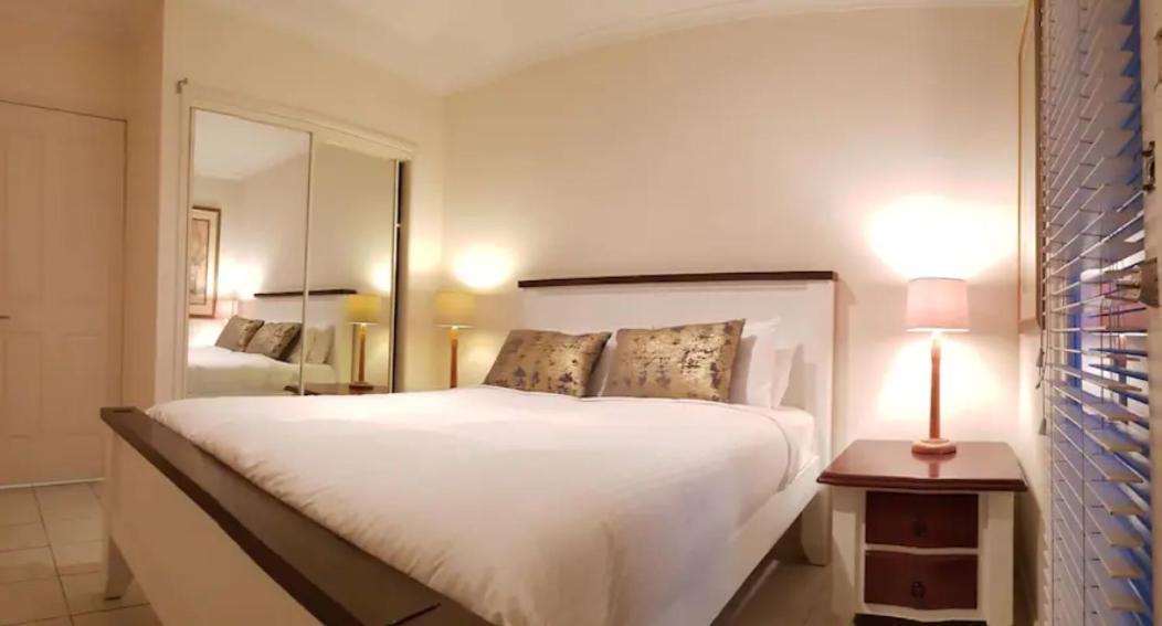 Large Ground Floor Style With Parking Melbourne