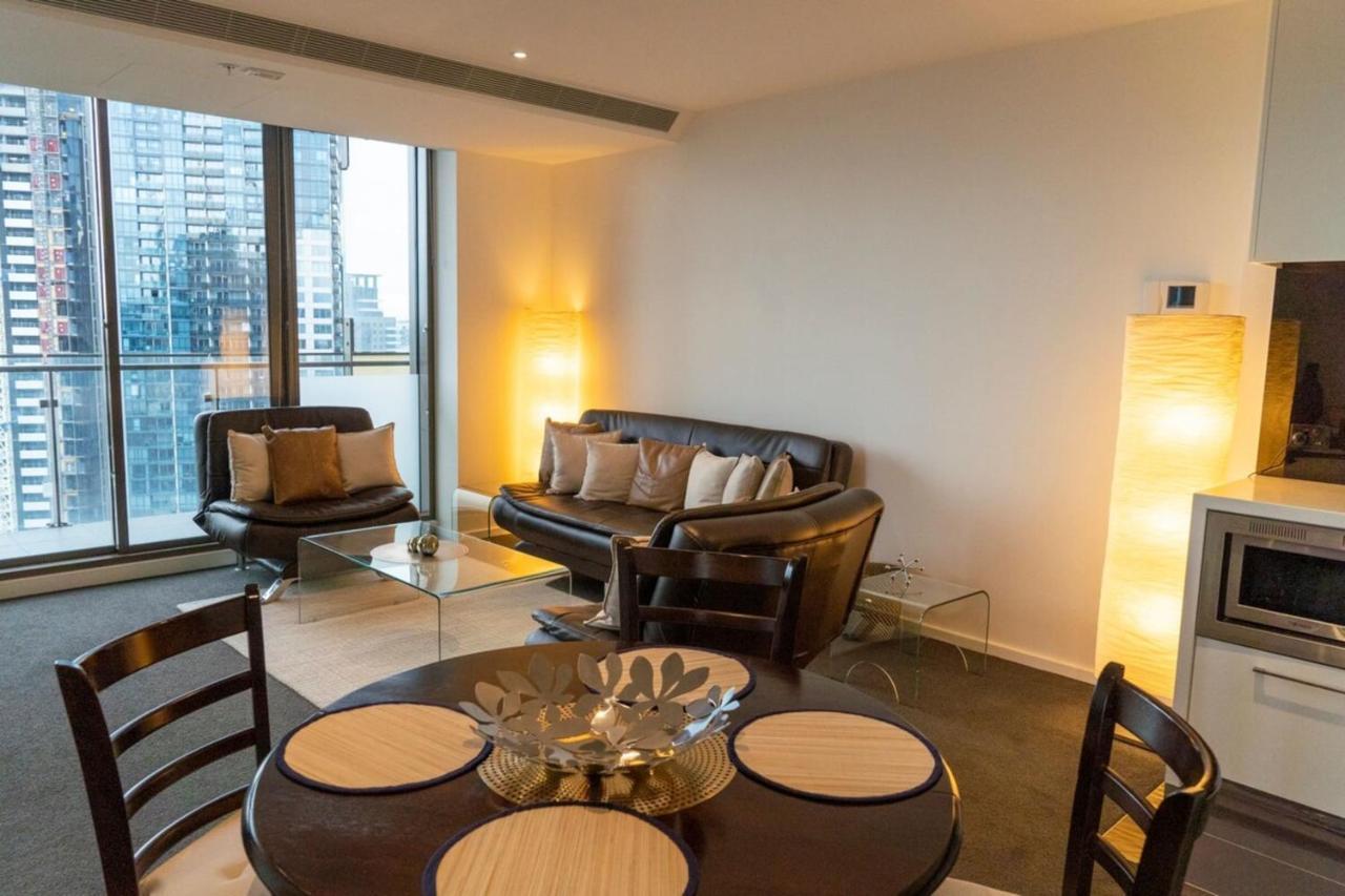 2 Bedroom With Views * Melbourne