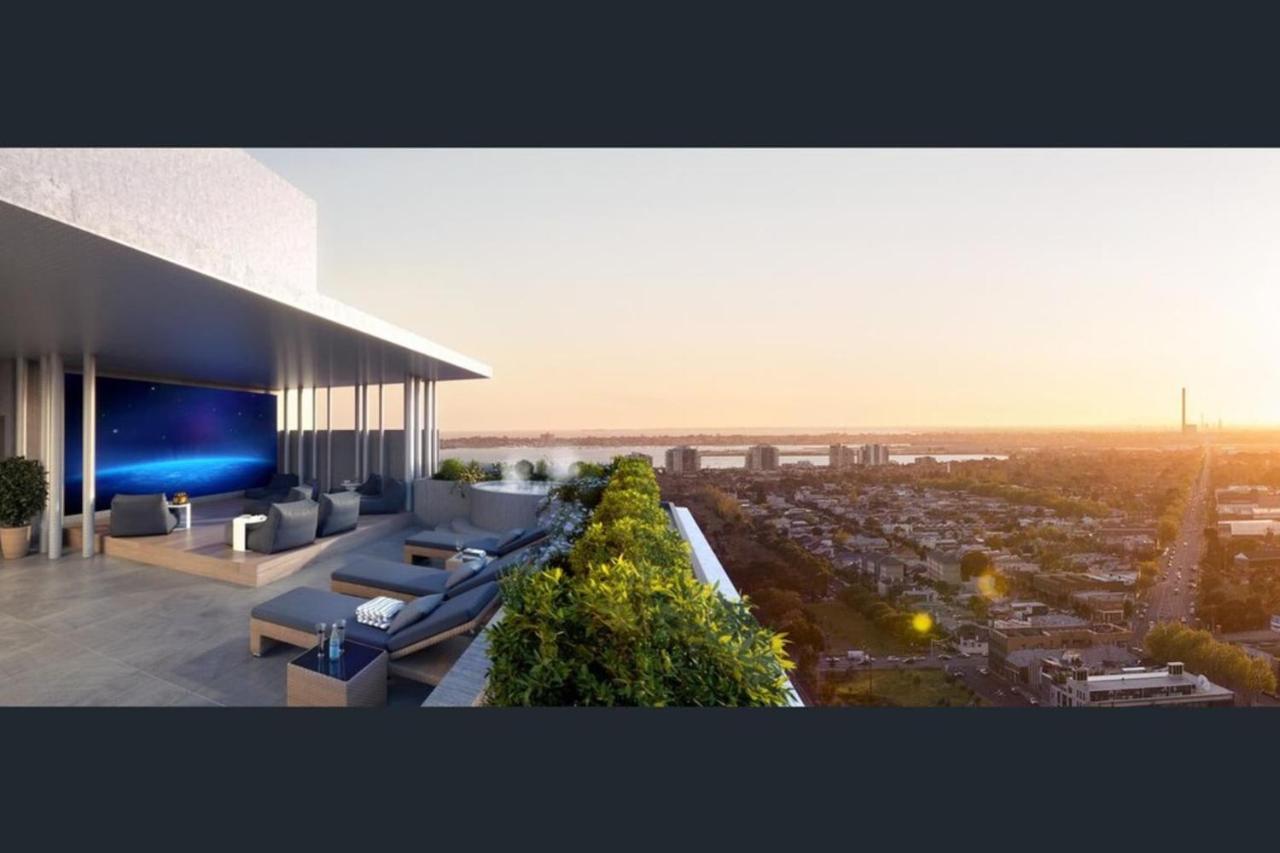 Brand New 1 Bedroom In South