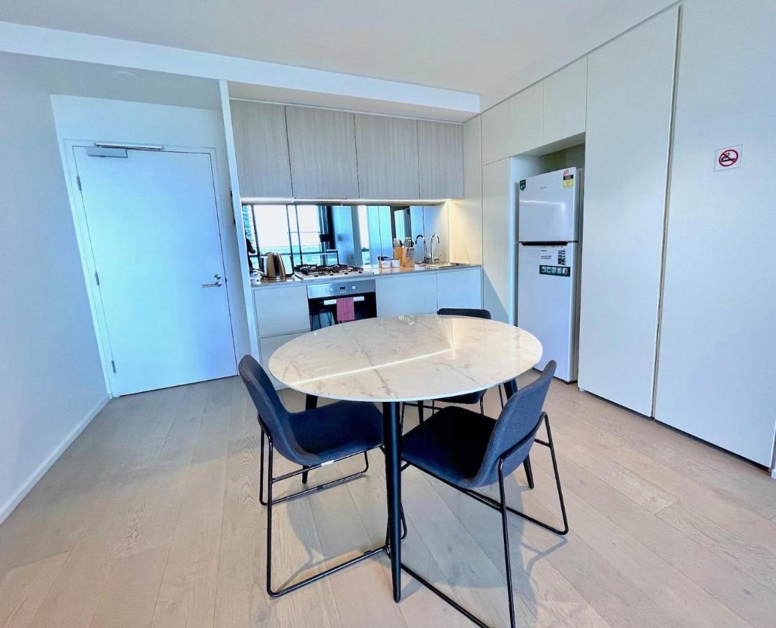 Brilliant Waterview 3b Secured Parking Melbourne