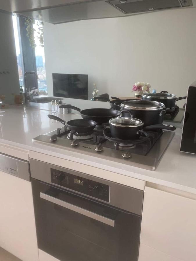 New Luxury 1br Apt, Infinity Pool Apartment *