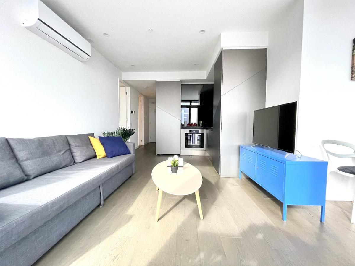 Readyset Southern Cross Apartment Melbourne