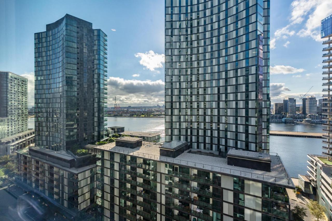 Kula Docklands O Melbourne