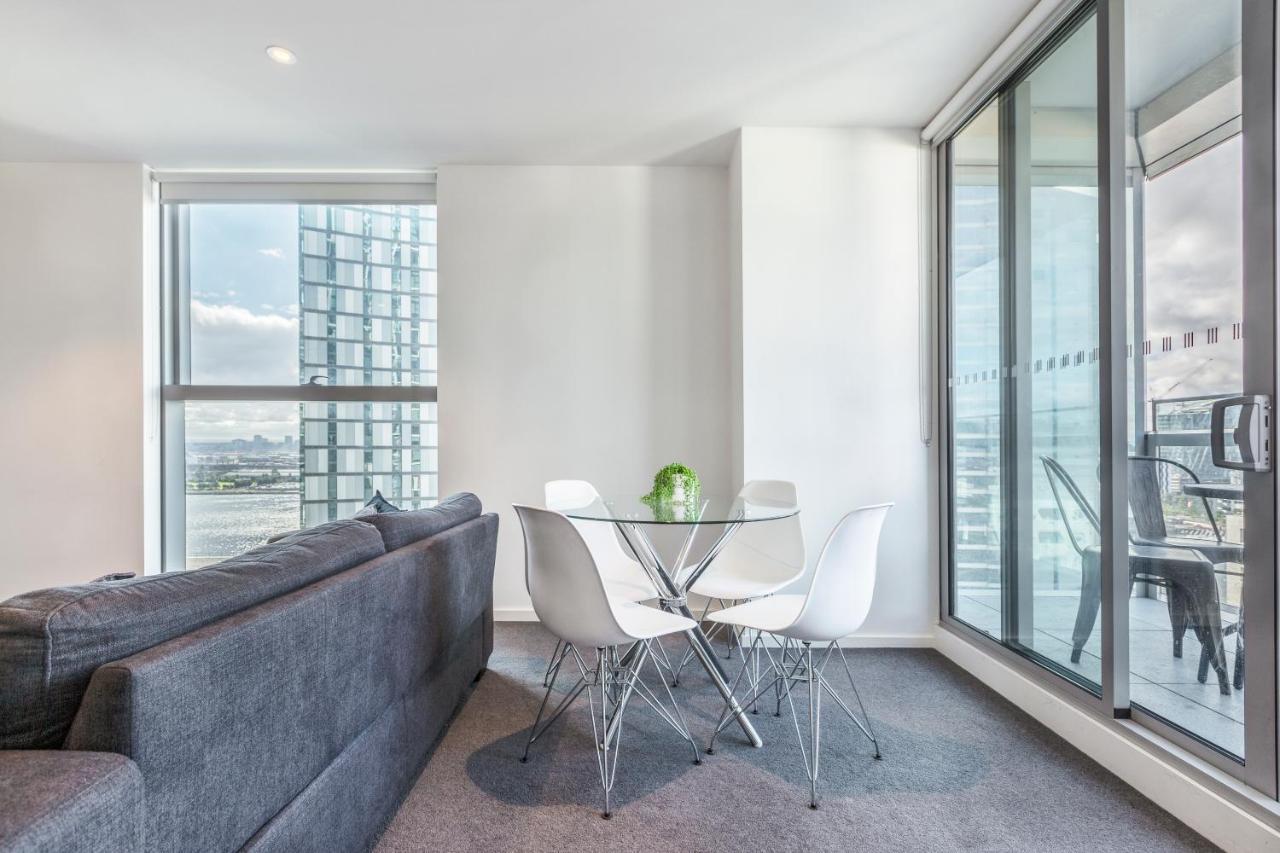 Kula Docklands O Melbourne