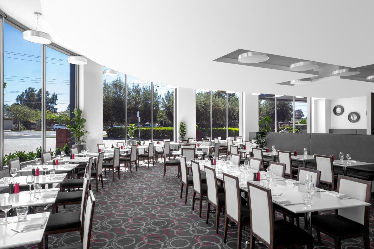Mantra Airport 4* Melbourne