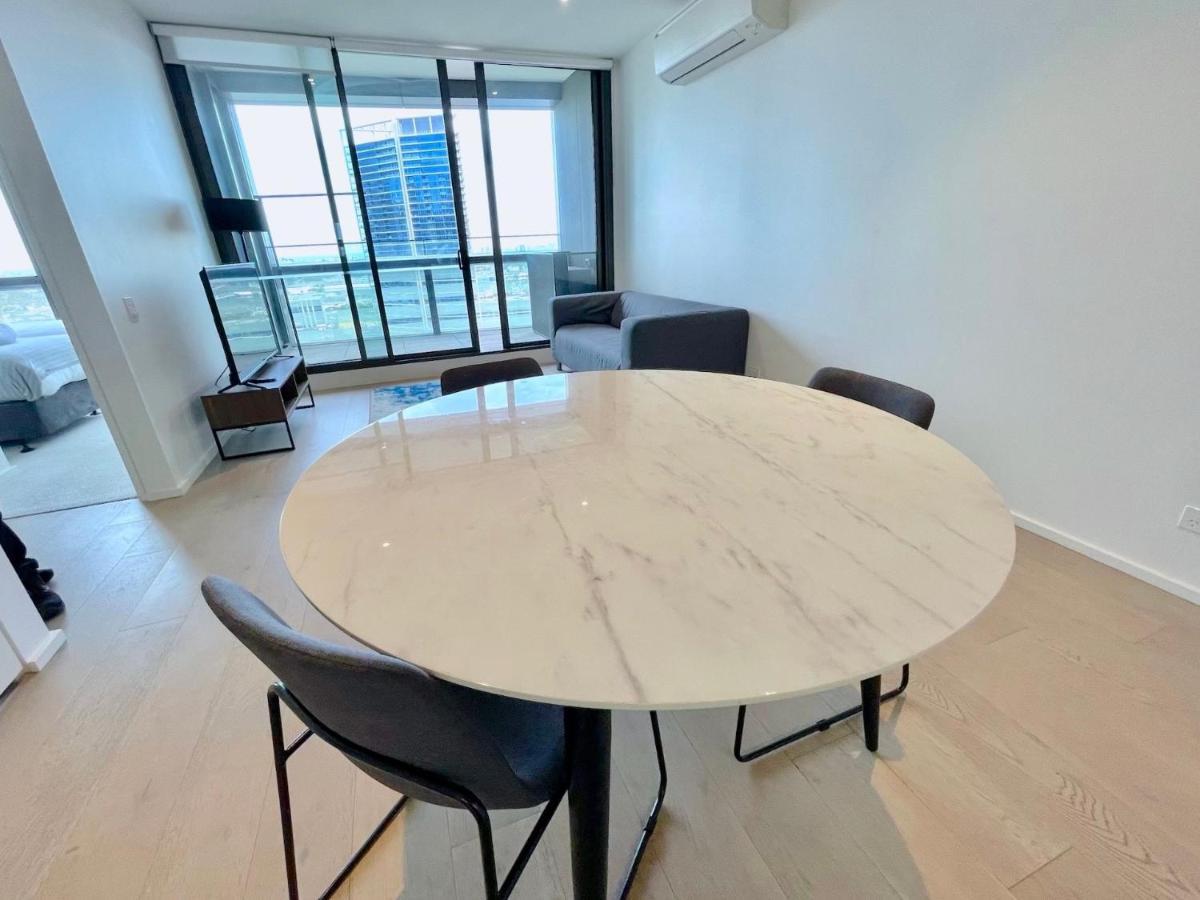 Brilliant Waterview 3b Secured Parking *