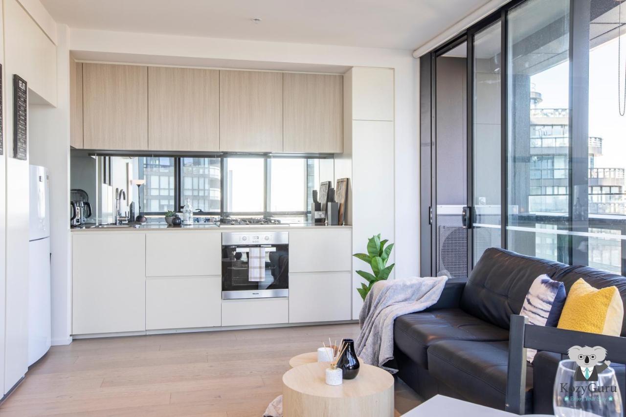 Kozyguru Docklands High Level Waterview 1bed Pool Vdo883-2009 Apartment *