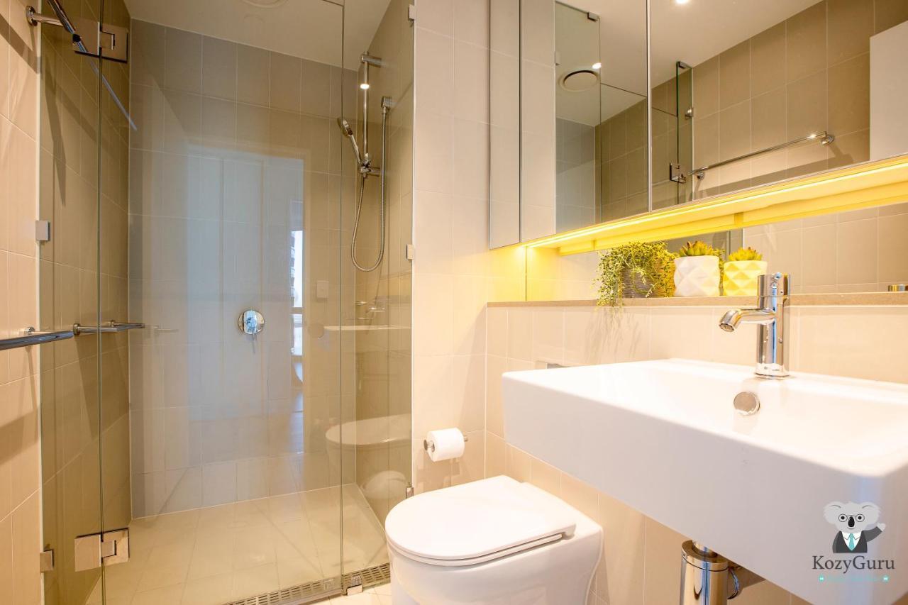 Kozyguru Docklands High Level Waterview 1bed Pool Vdo883-2009